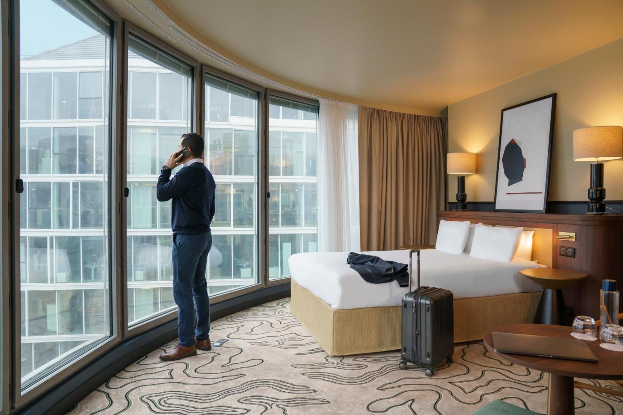 Voco Paris - Porte De Clichy By Ihg מראה חיצוני תמונה