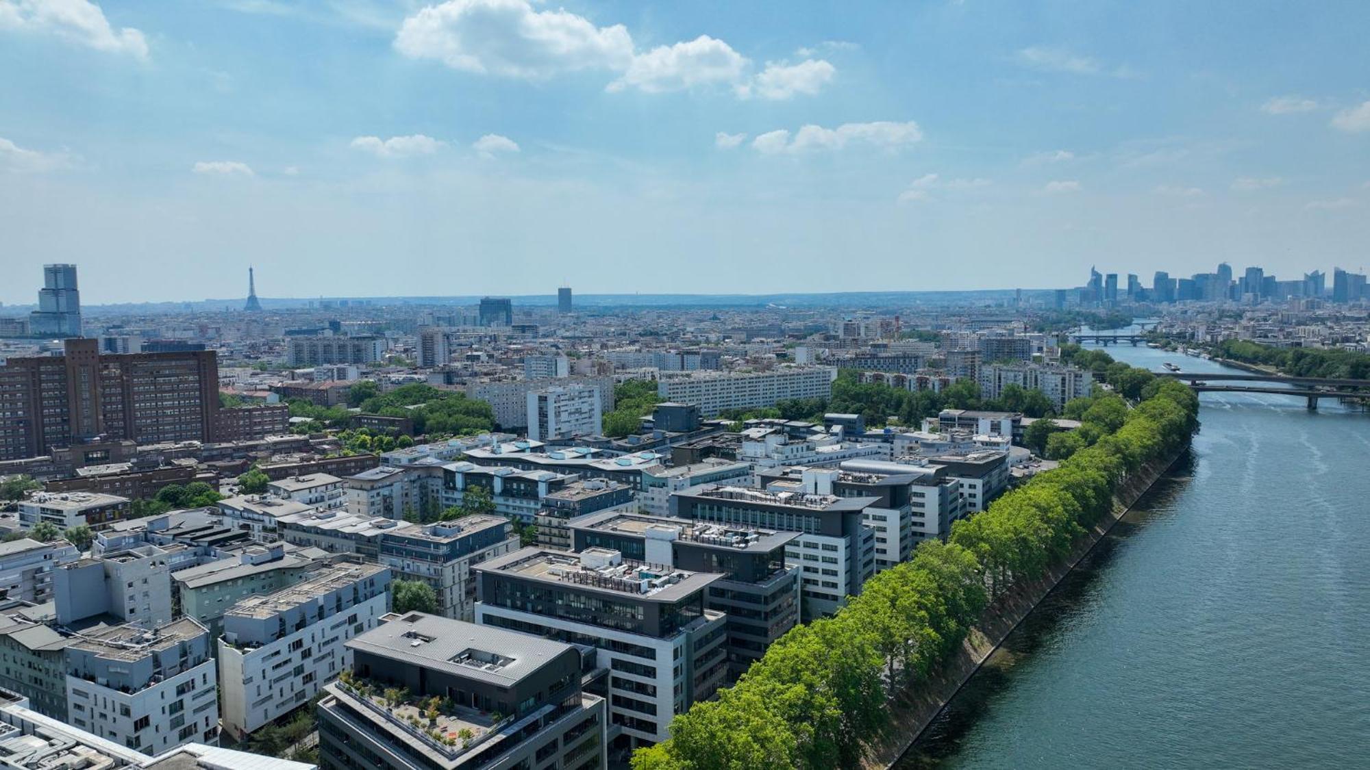 Voco Paris - Porte De Clichy By Ihg מראה חיצוני תמונה