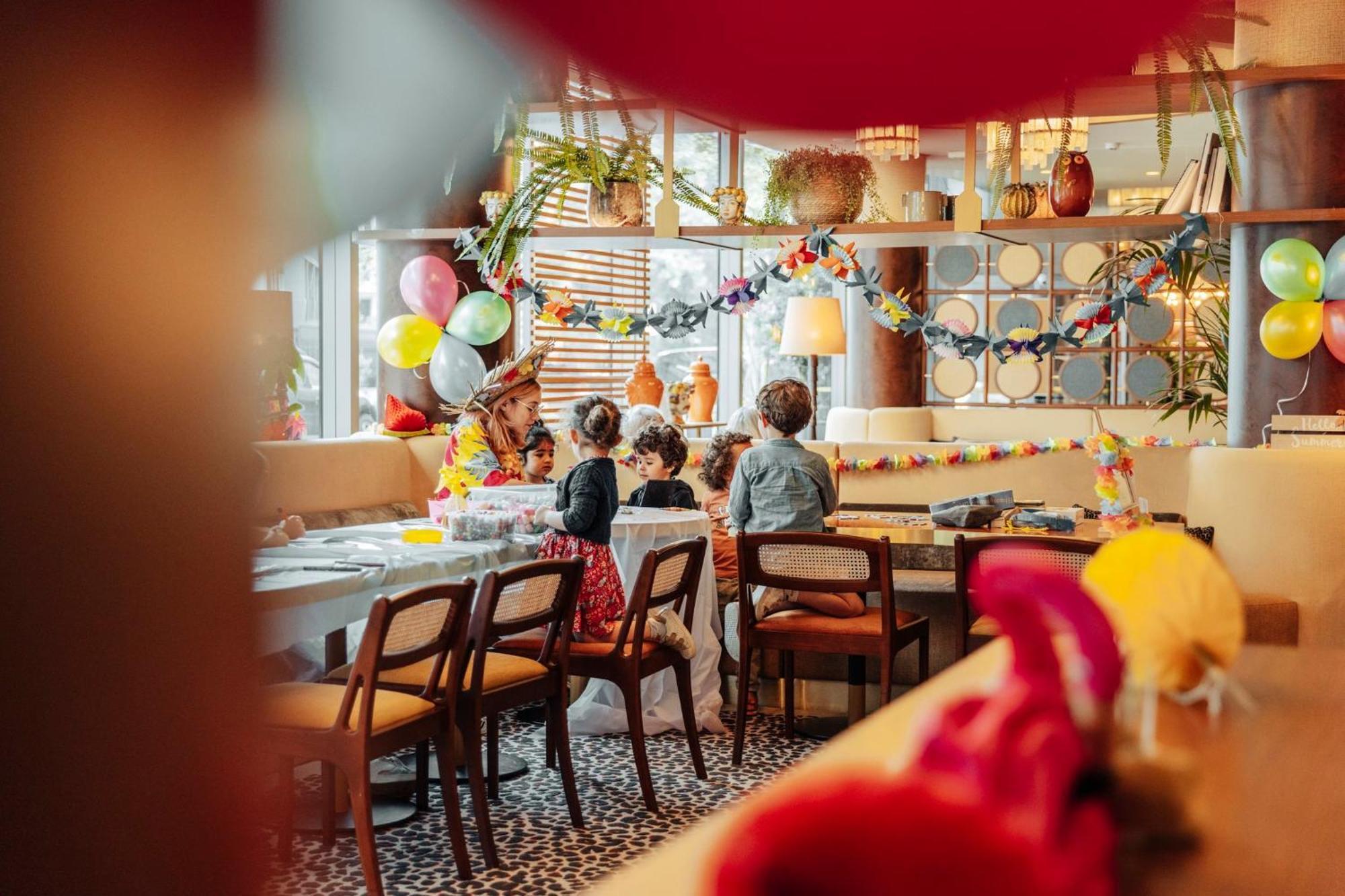 Voco Paris - Porte De Clichy By Ihg מראה חיצוני תמונה
